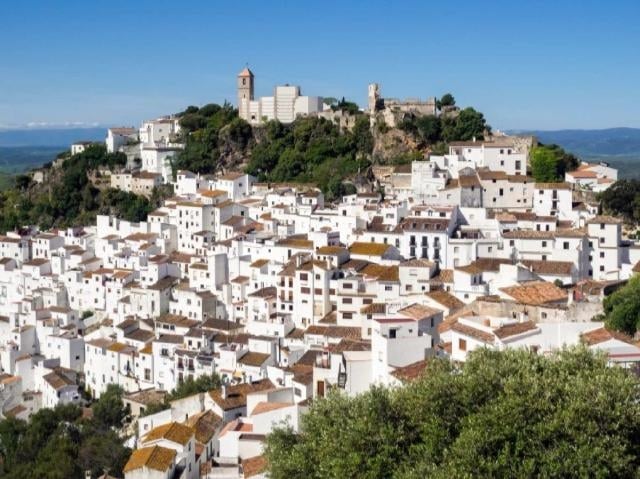 Comares